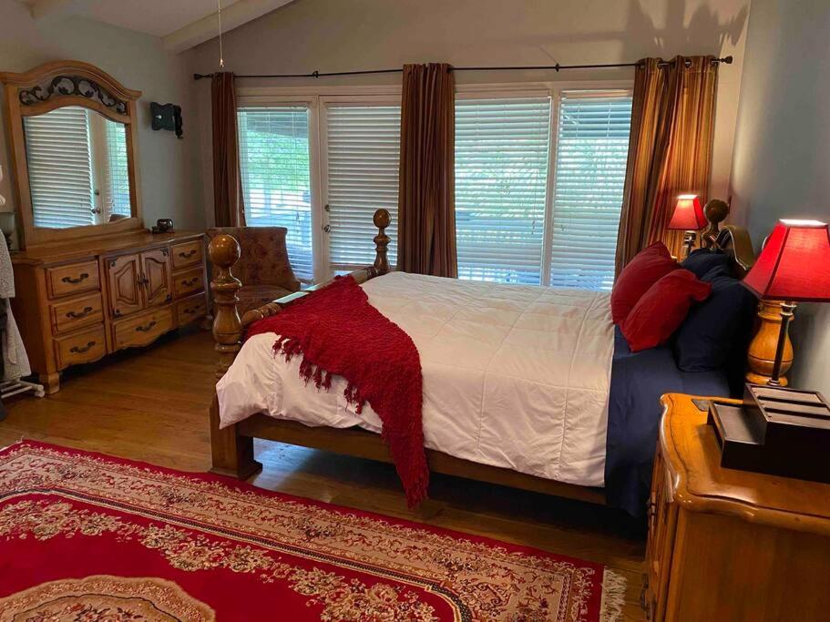 Heated pool-Hot tub-Dog friendly-family vacation rental! - 2