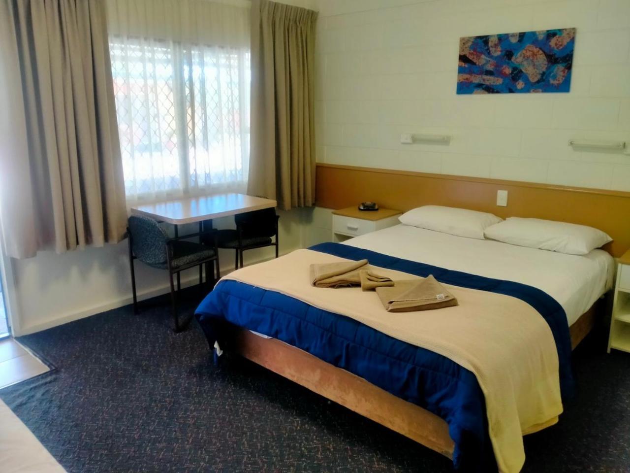 Oakey Motel photo 2