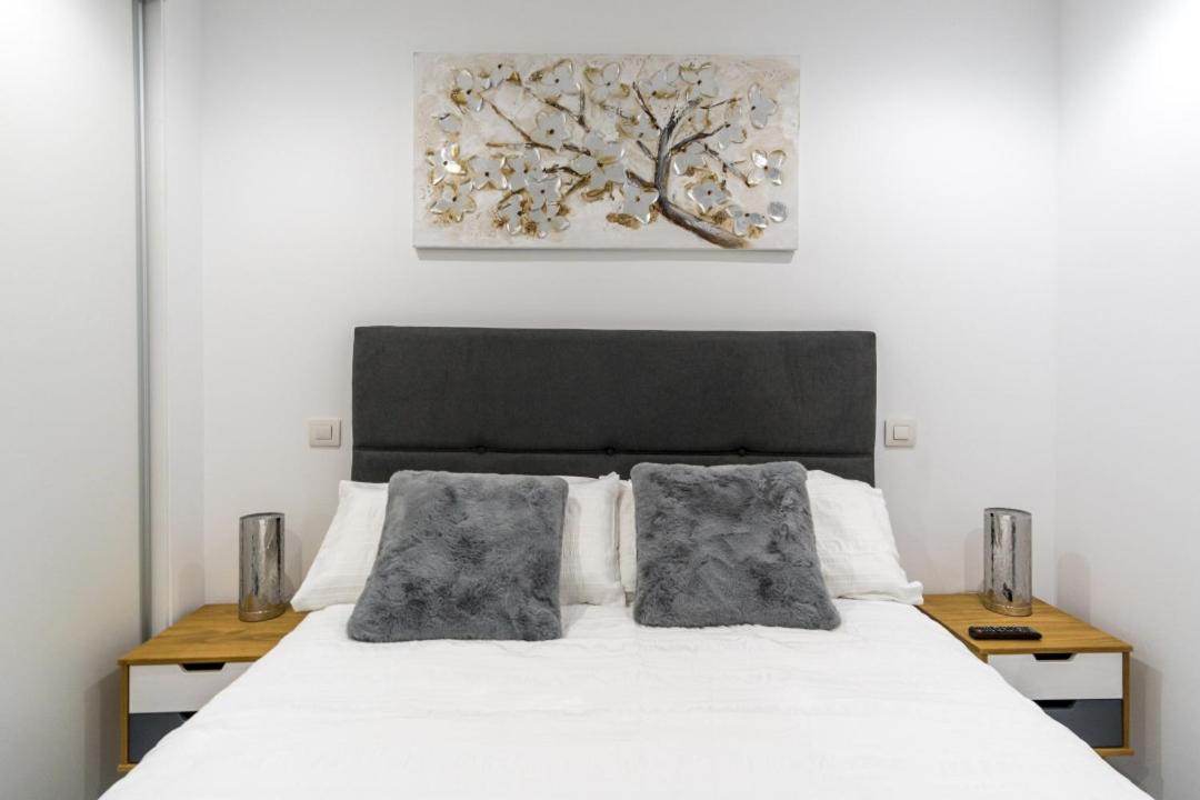Bright with pool-1Bedroom 1Bathroom-Prado photo 4