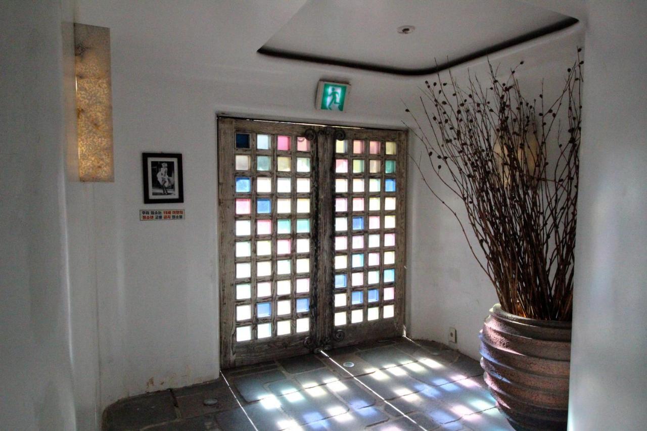 Photo - Sinchon Gaon Hostel