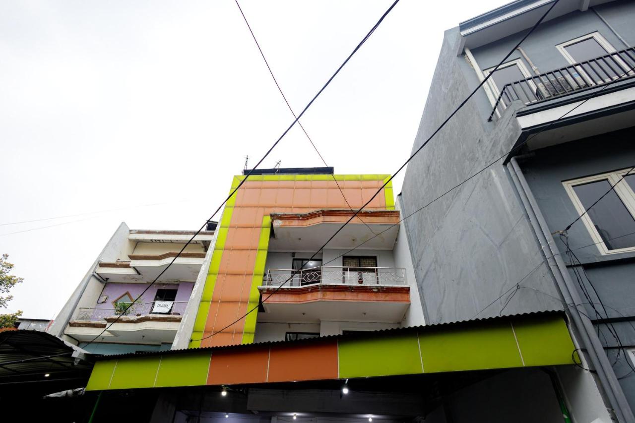 Marcello Residence Siwalankerto near Petra University Surabaya Mitra RedDoorz