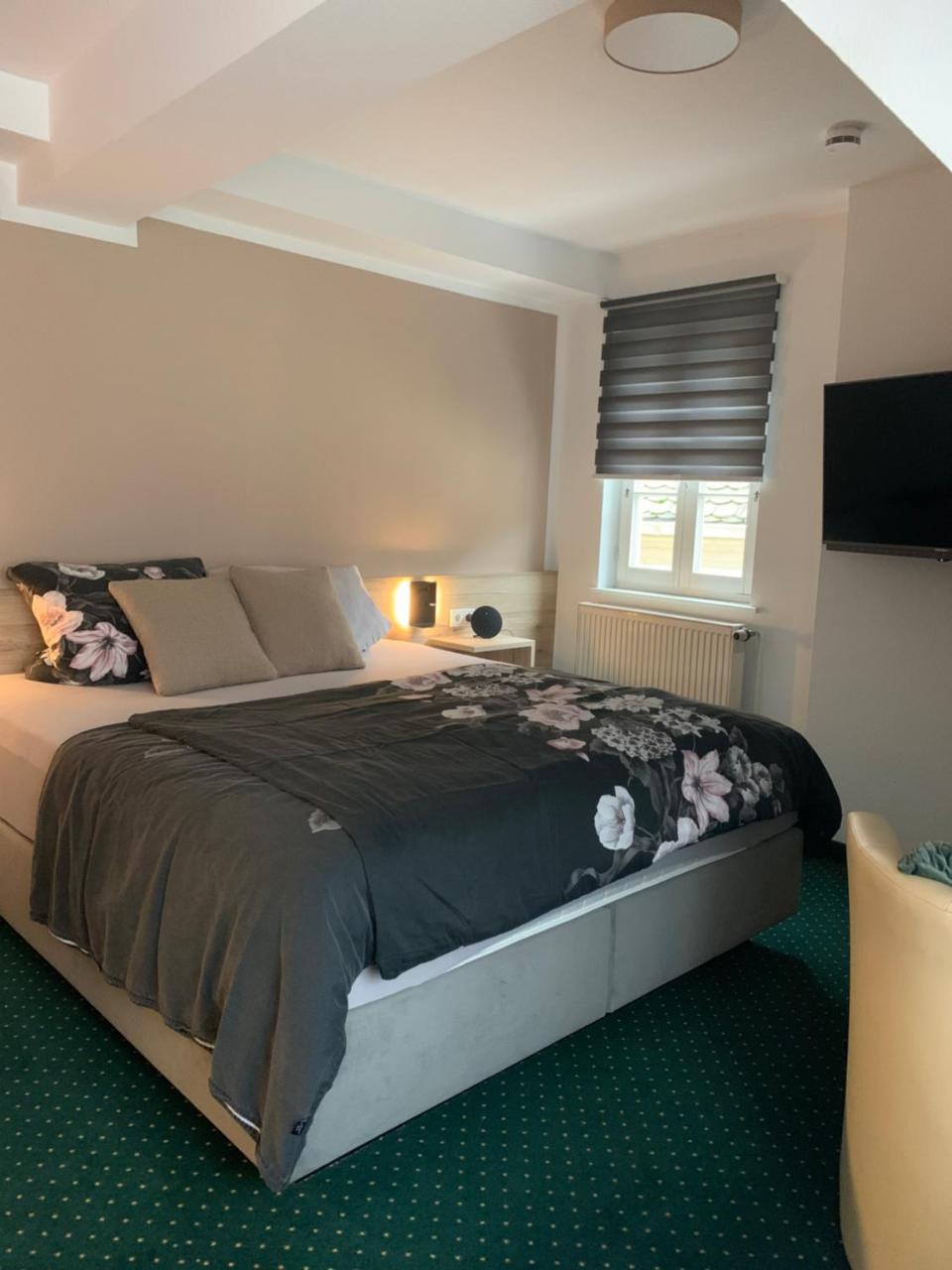Hotel zur Post photo 4