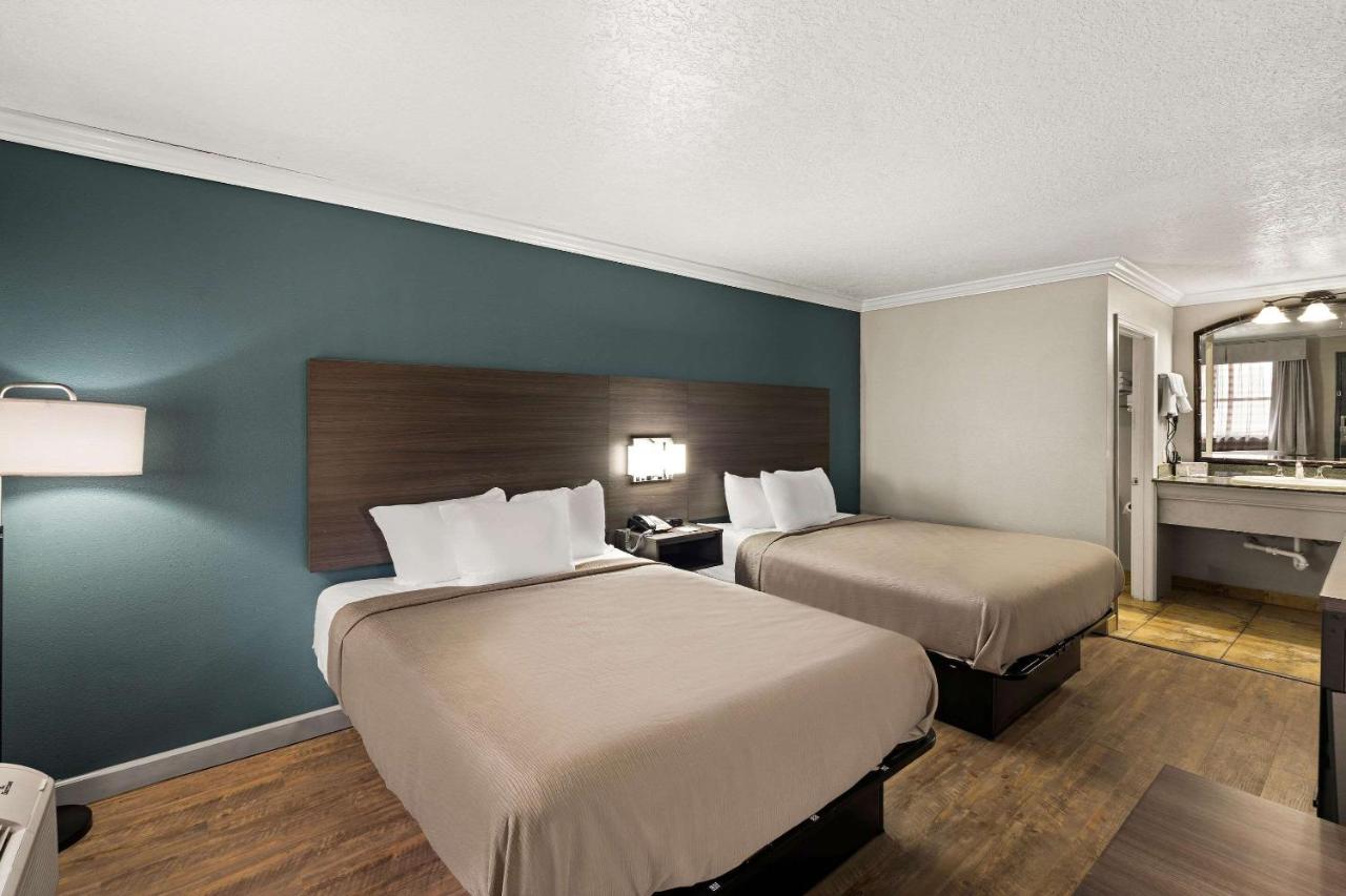 Quality Inn Ocean Springs - Biloxi East photo 3