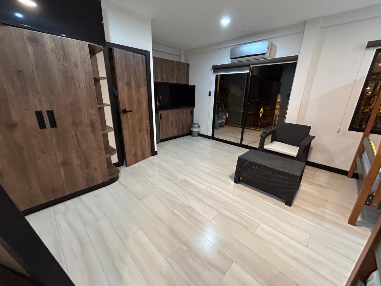 OCEAN DRIVE LODGE photo 2