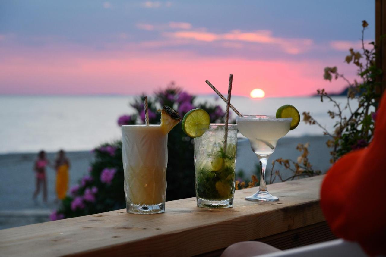 Ninos Grand Beach Resort photo 3