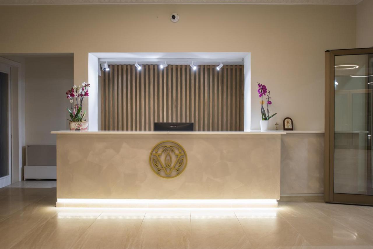 V Hotel Delphi - 5