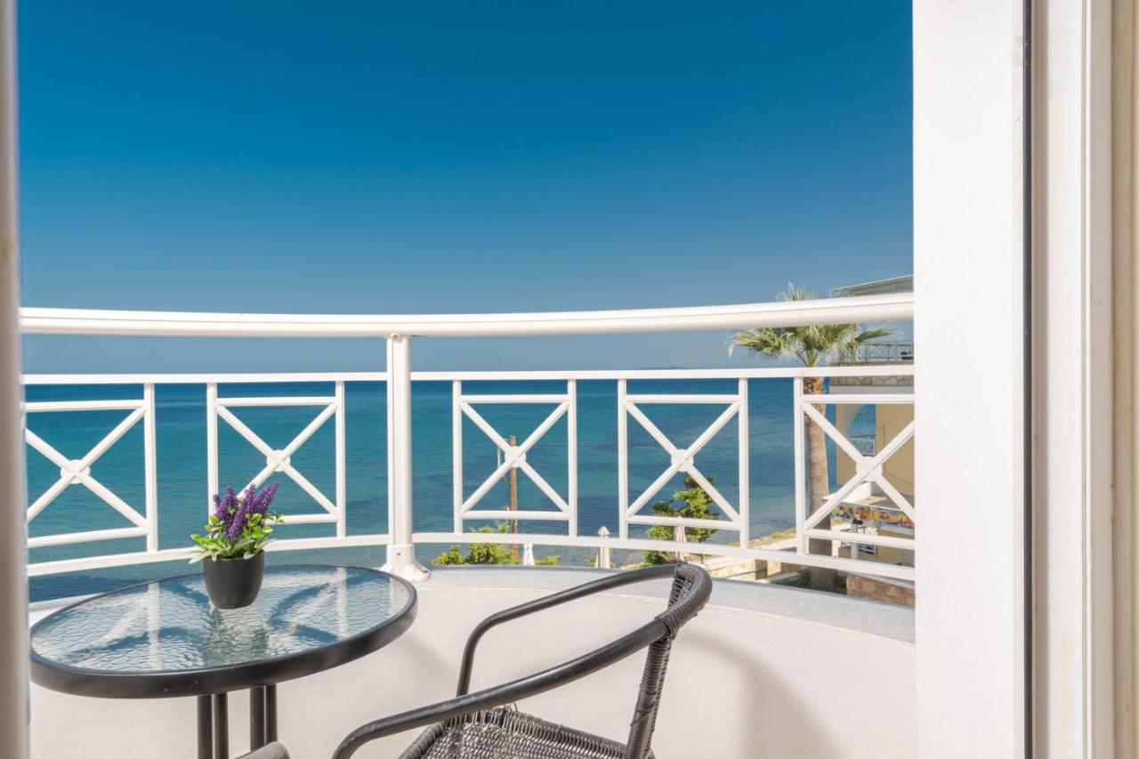 Nefeli Beach - living by the sea photo 3