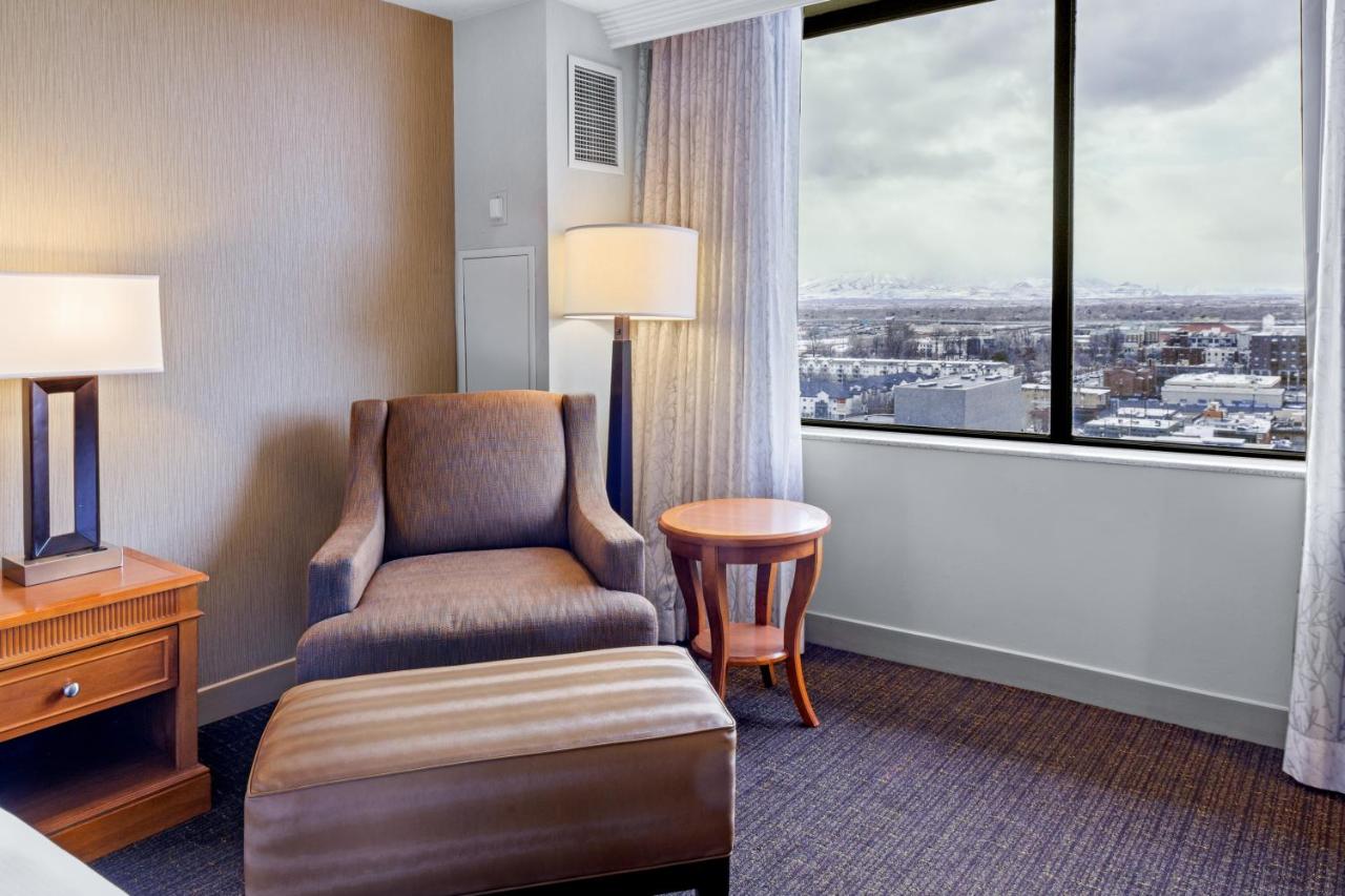 Hilton Salt Lake City photo 3