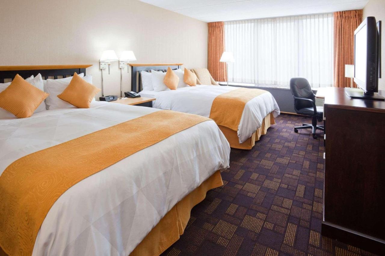 Photo - Radisson Hotel Milwaukee West