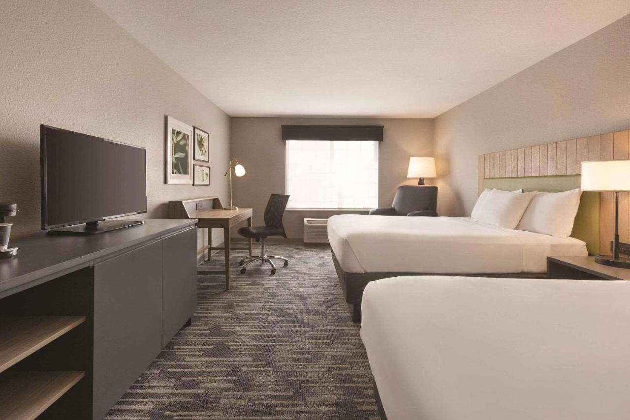 Country Inn & Suites by Radisson, Green Bay North - 6