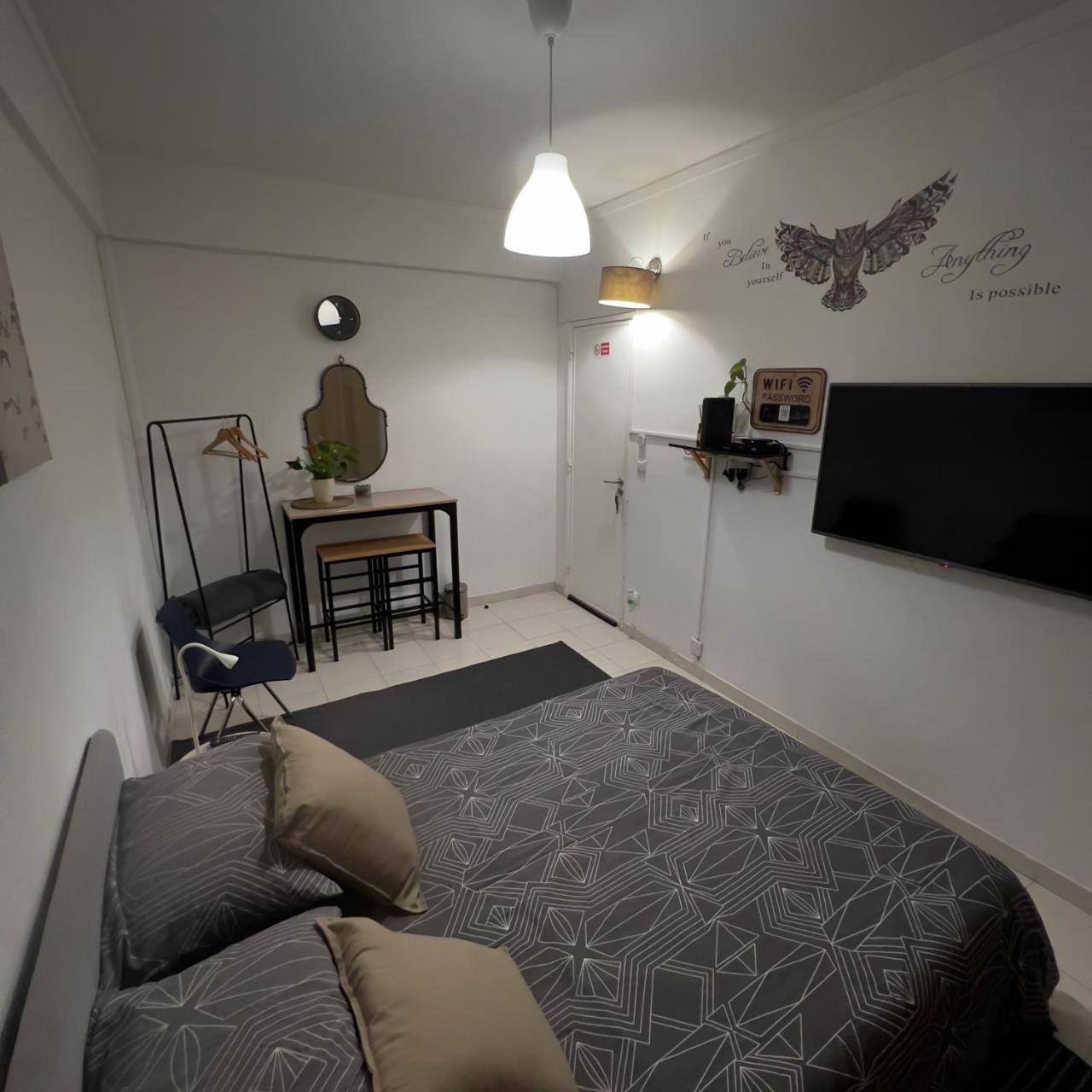 Cardia’s Guest House photo 4
