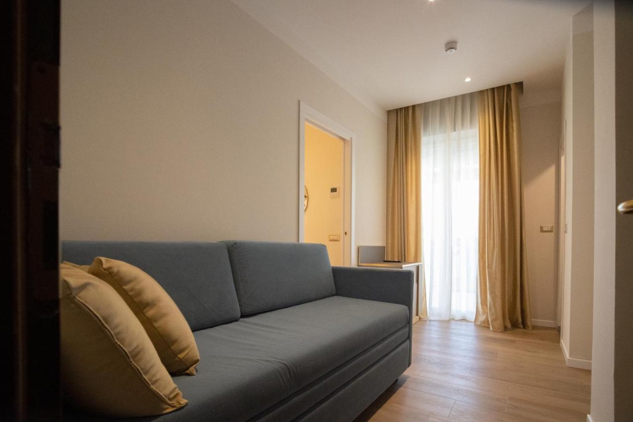 Hotel Helios - 4