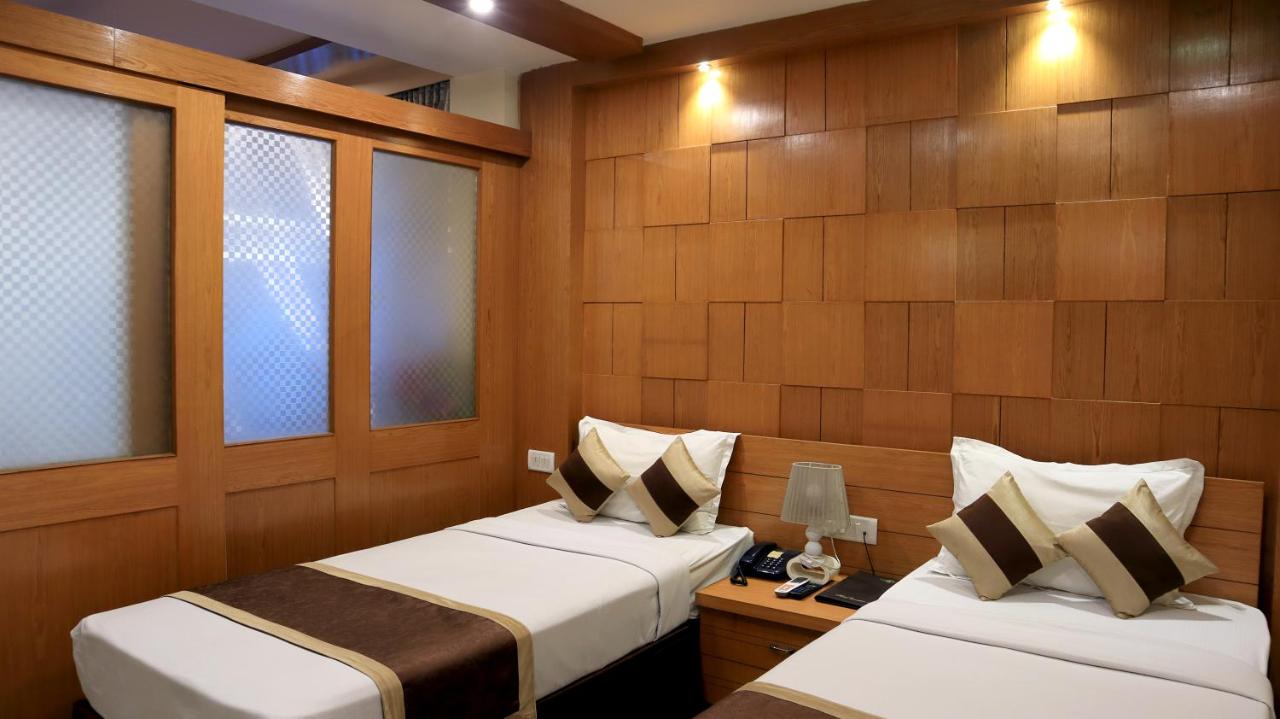 Photo - Hotel Executive Tower