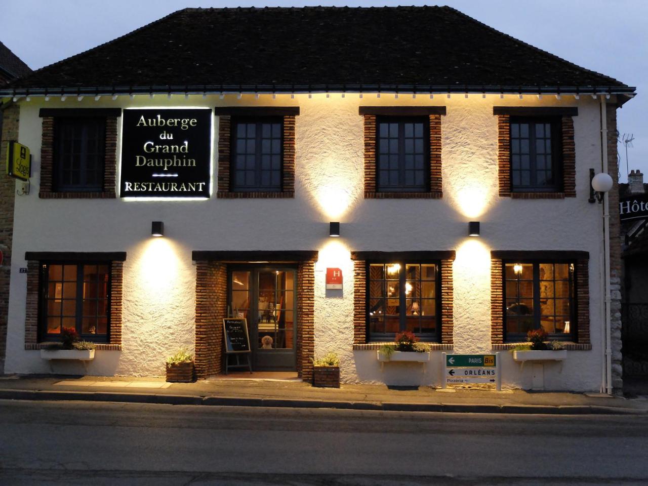Auberge Du Grand Dauphin photo 4