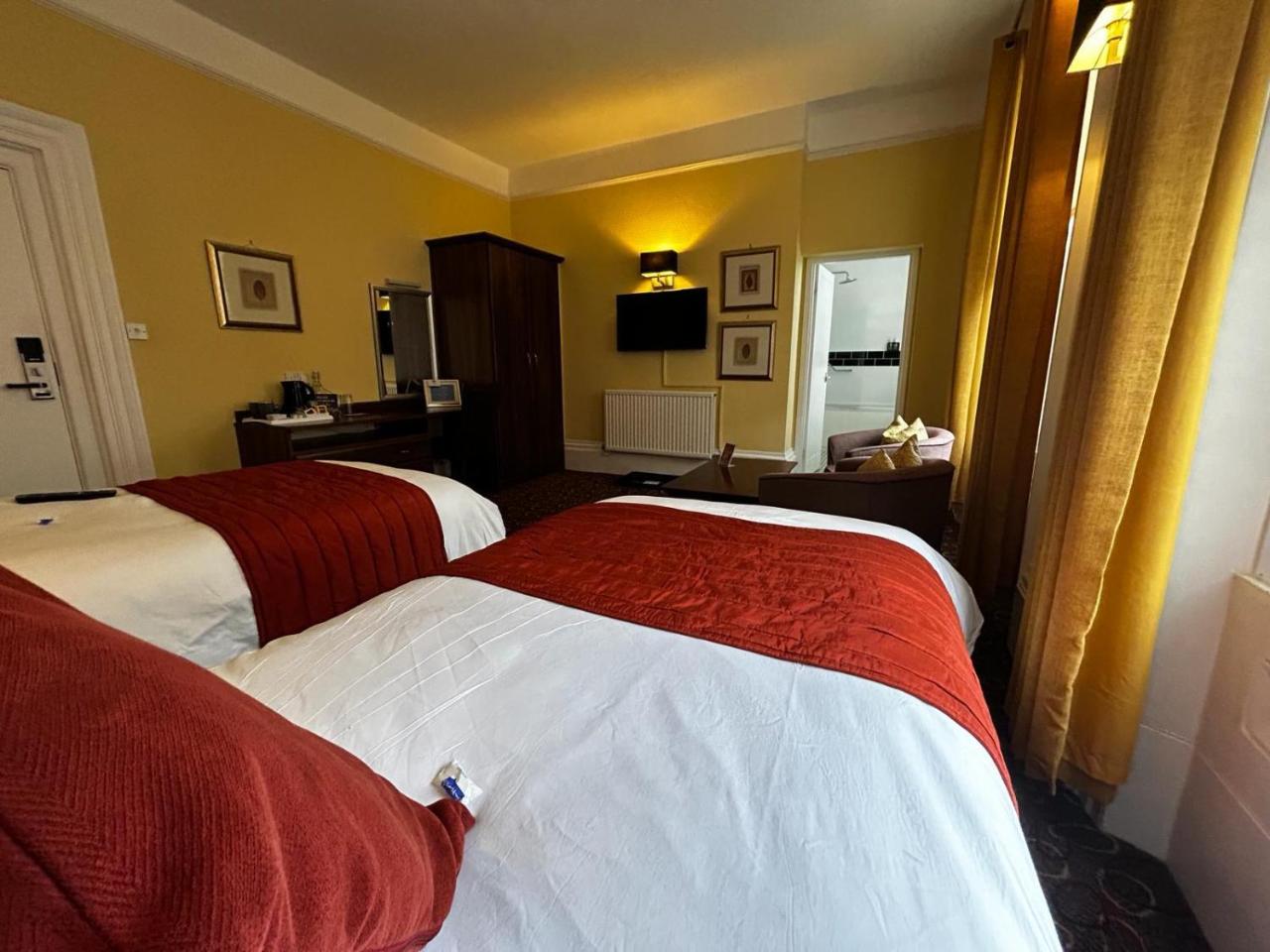 Photo - Great Malvern Hotel