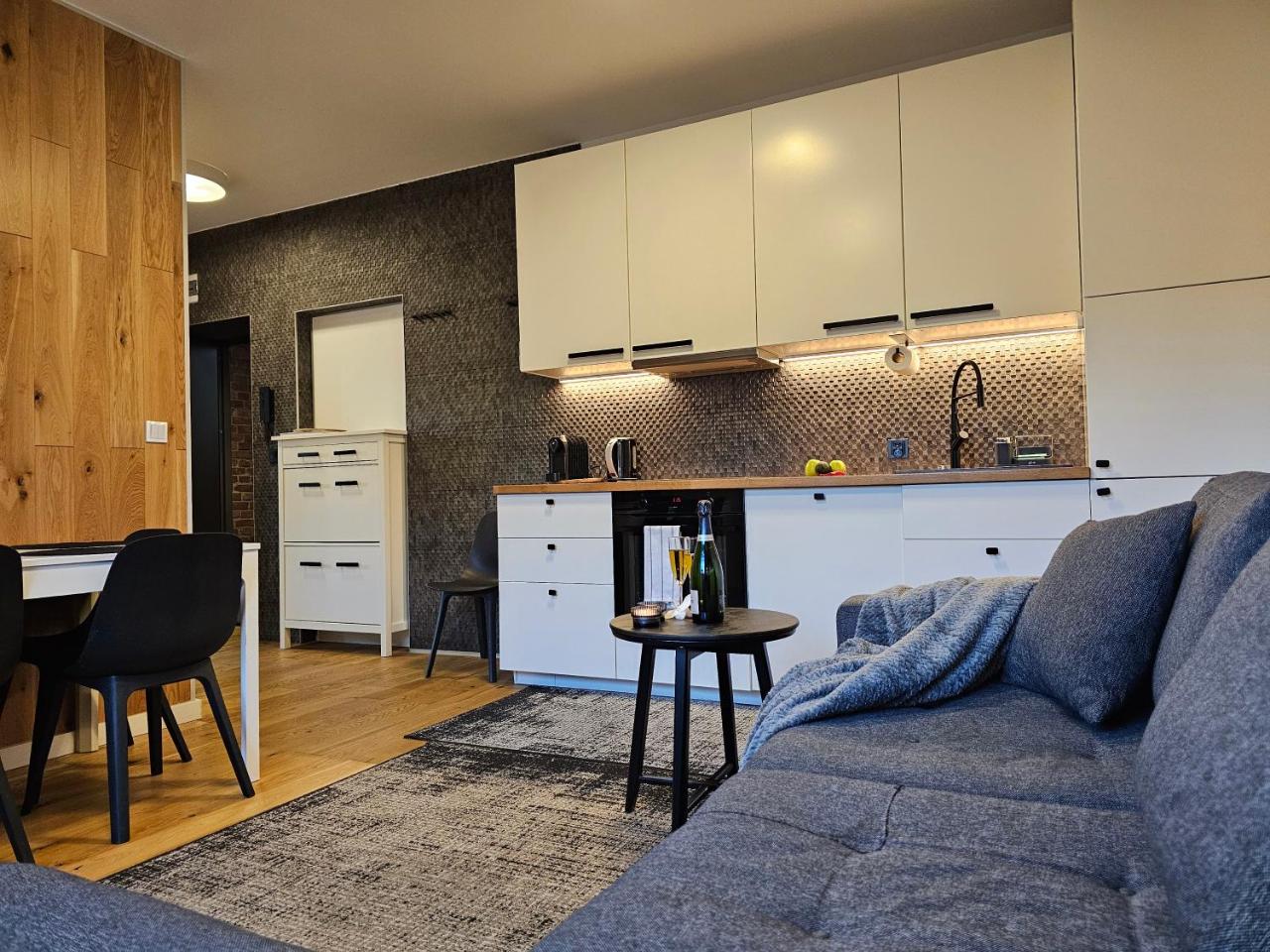 URBAN APARTMENTS Premium No 3, FREE PRIVATE PARKING, Self CHECK-IN - 5