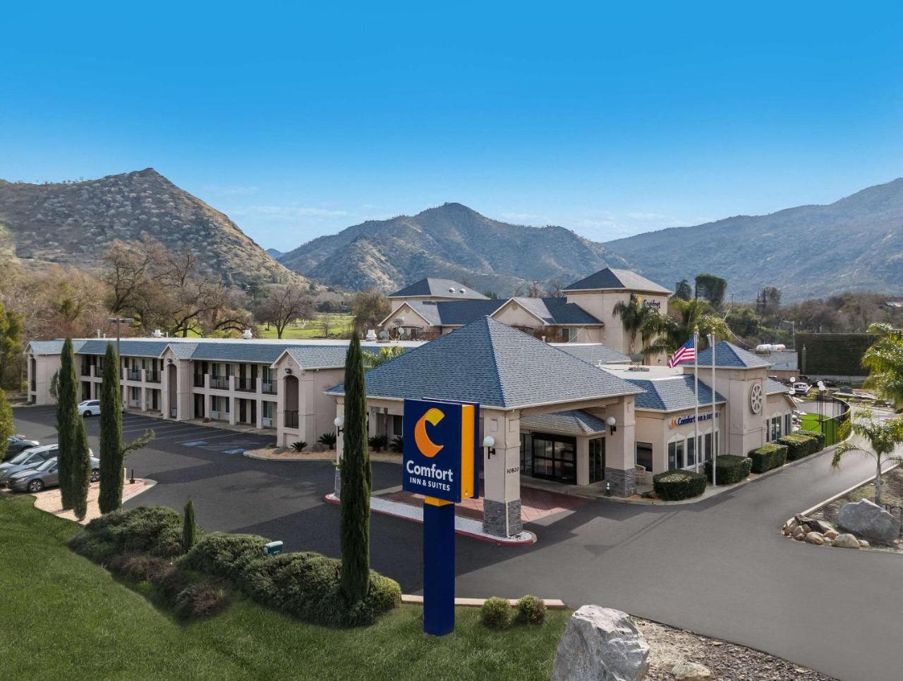 Foto - Comfort Inn & Suites Sequoia Kings Canyon