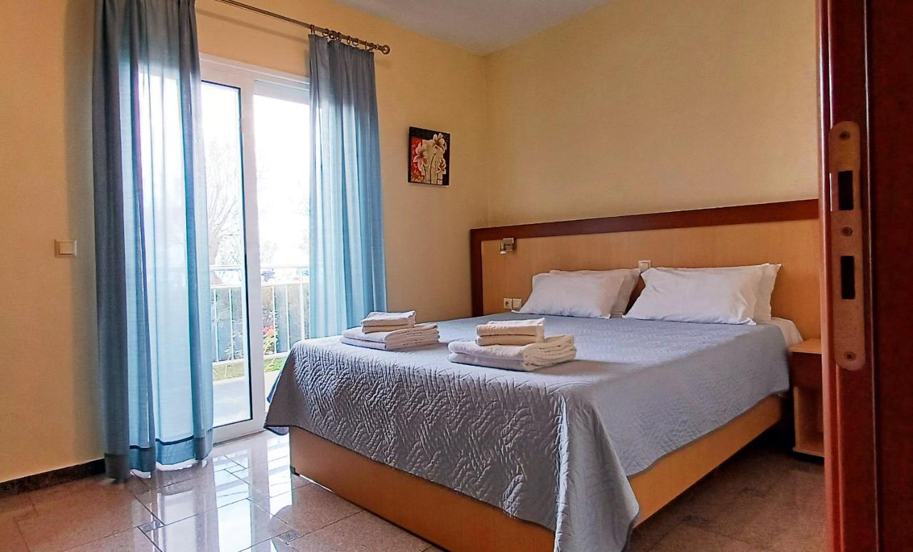 Arisvi All Seasons Hotel - 4