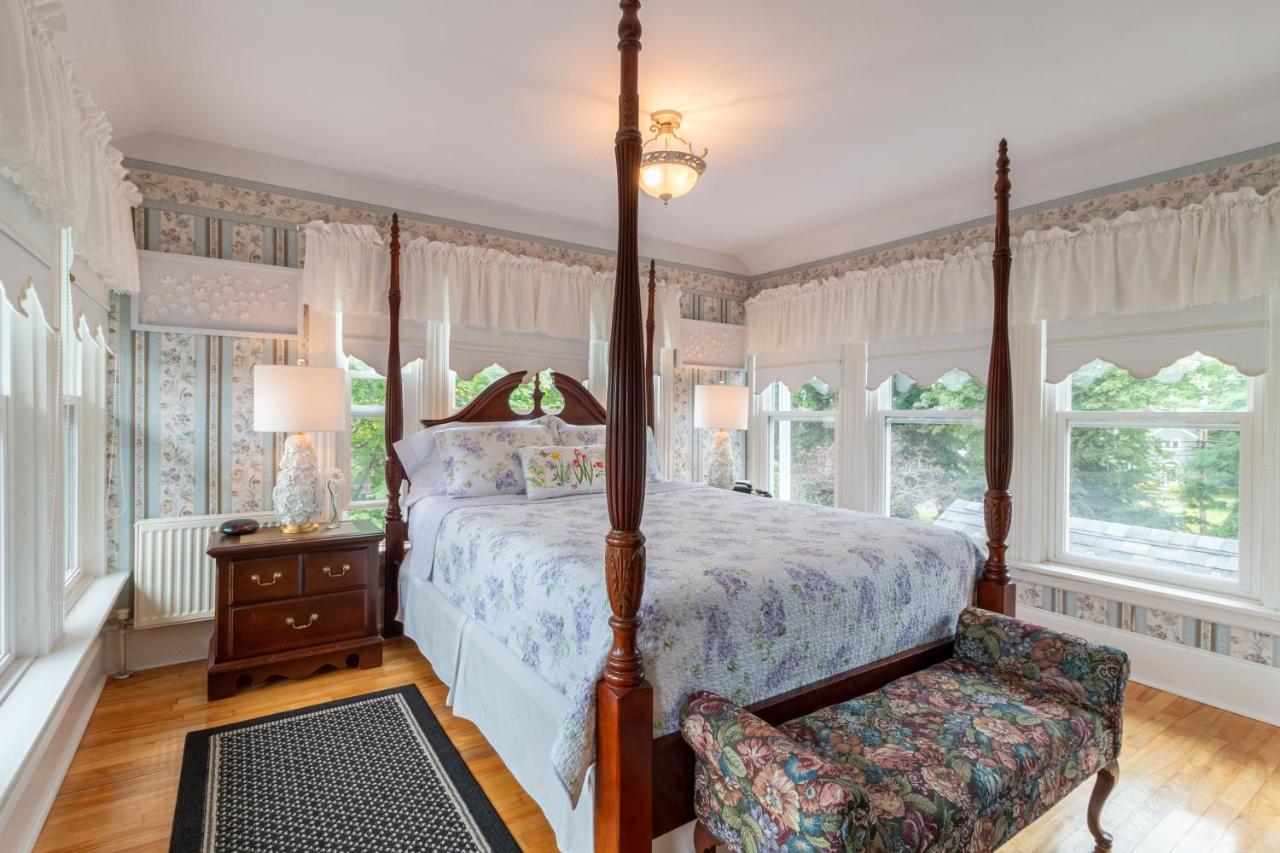 The Dawson House Bed & Breakfast photo 2