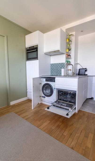 Renovated 2-Bed Apartment 2 min from Lyon - 4