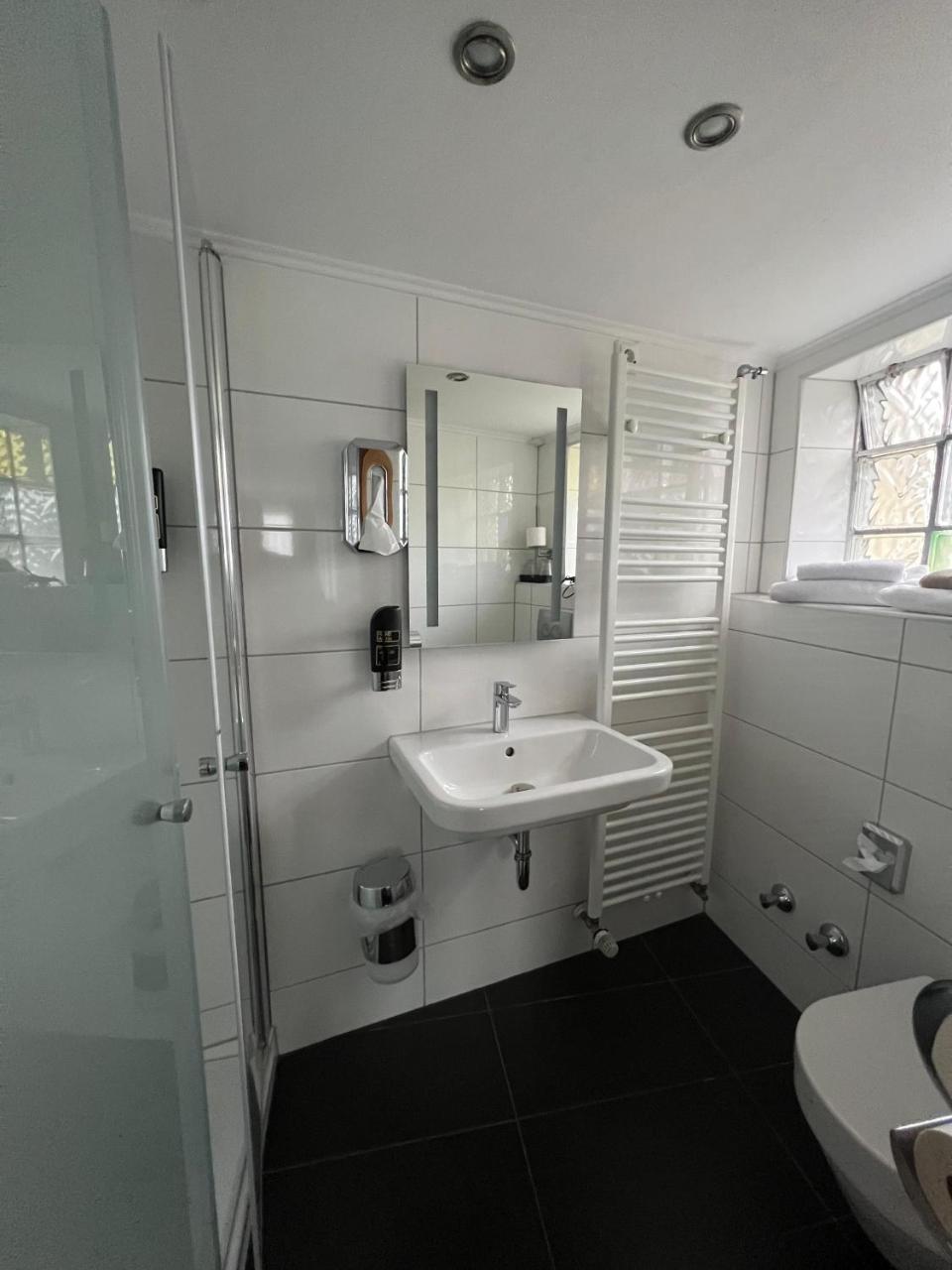 Hotel 9-enhof photo 4
