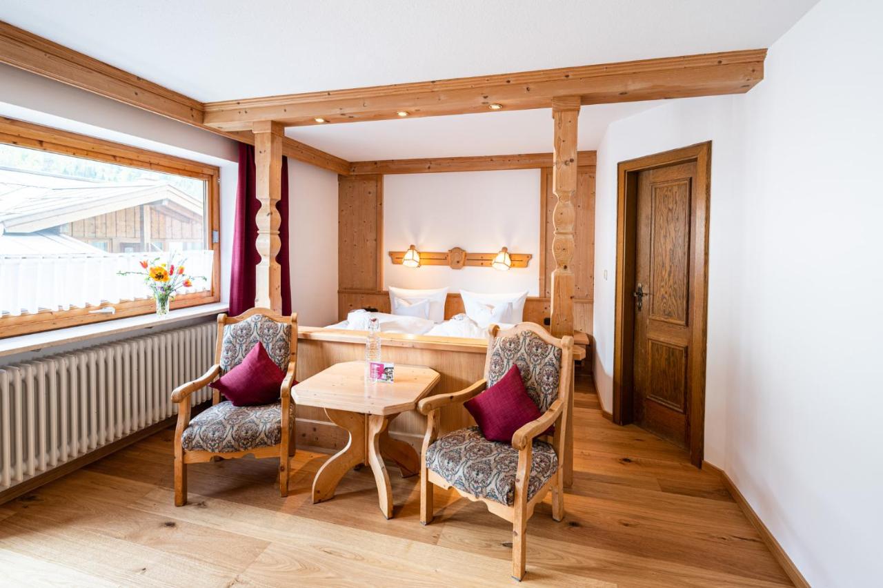 Hotel Birgsau photo 2