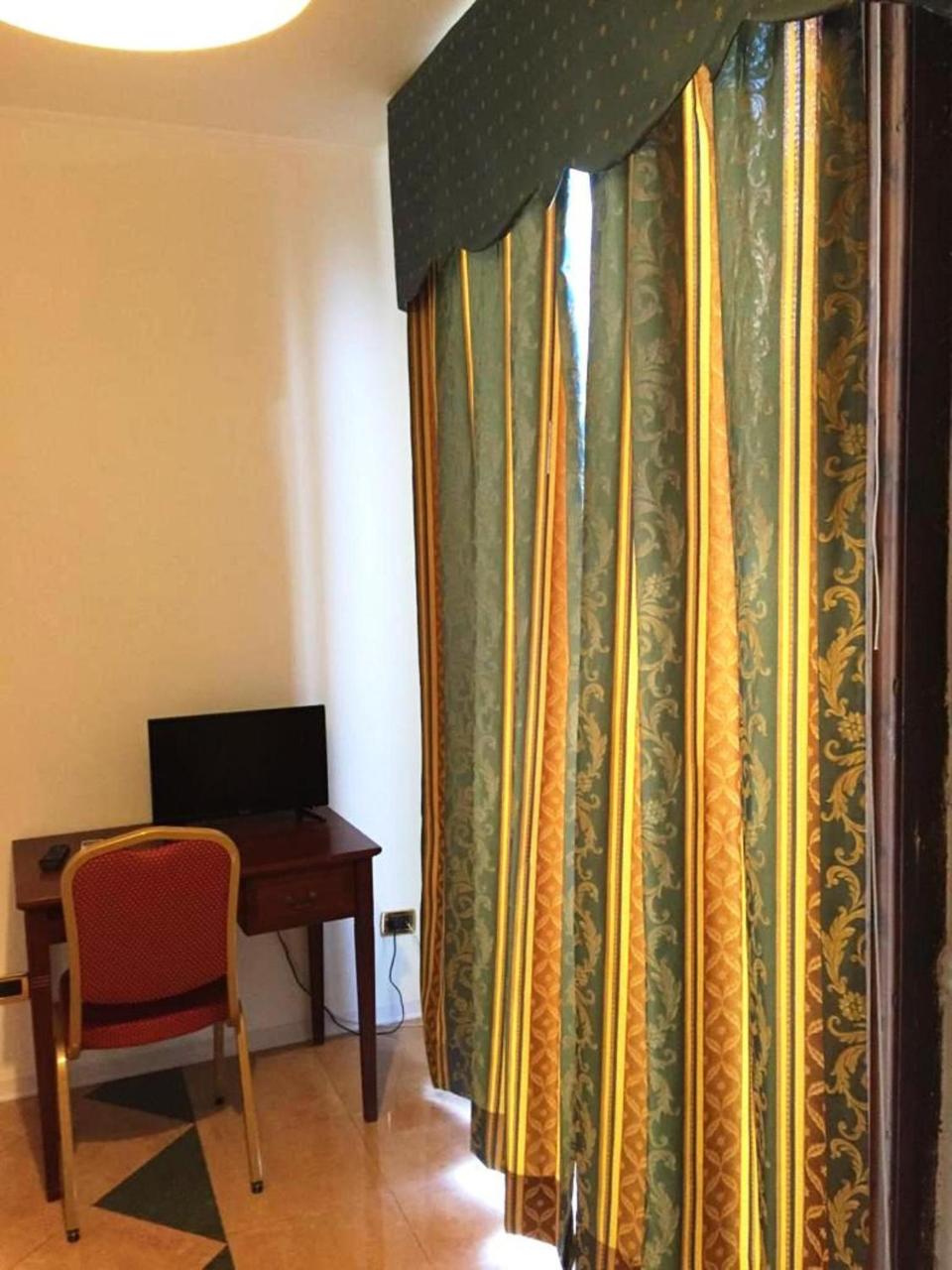 Foto - Hotel Excelsior