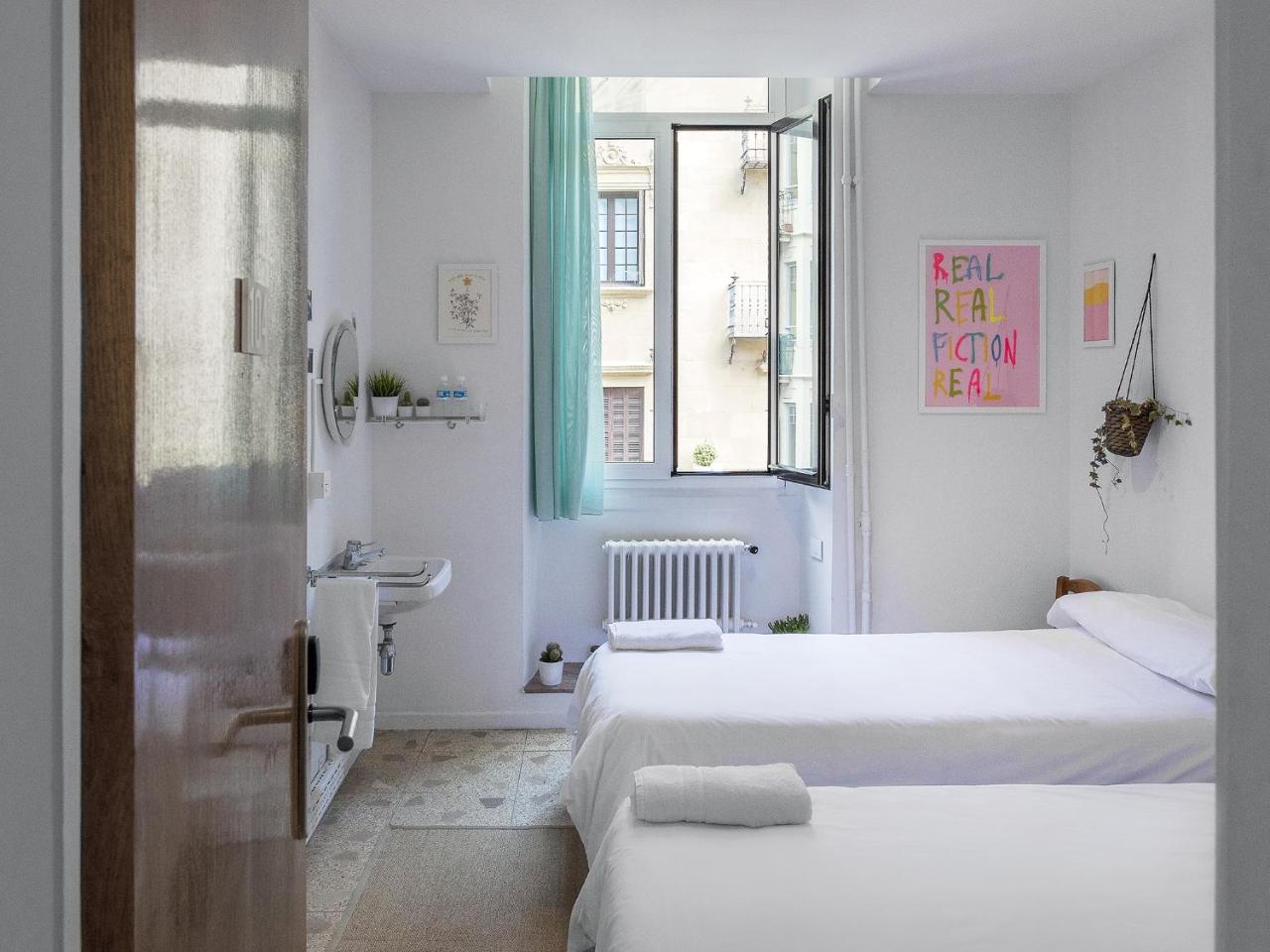 A Room In The City Hostel photo 4