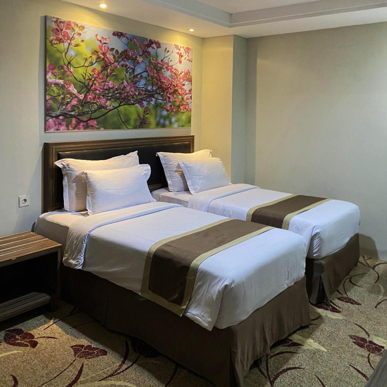 Photo - Travellers Hotel Phinisi