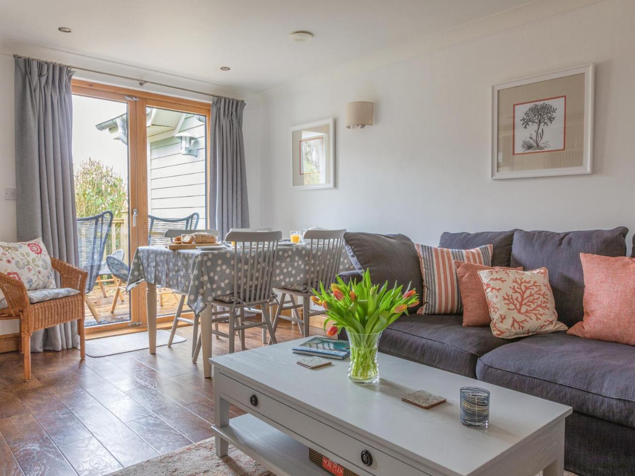 5 Court Cottage, Hillfield Village - 5