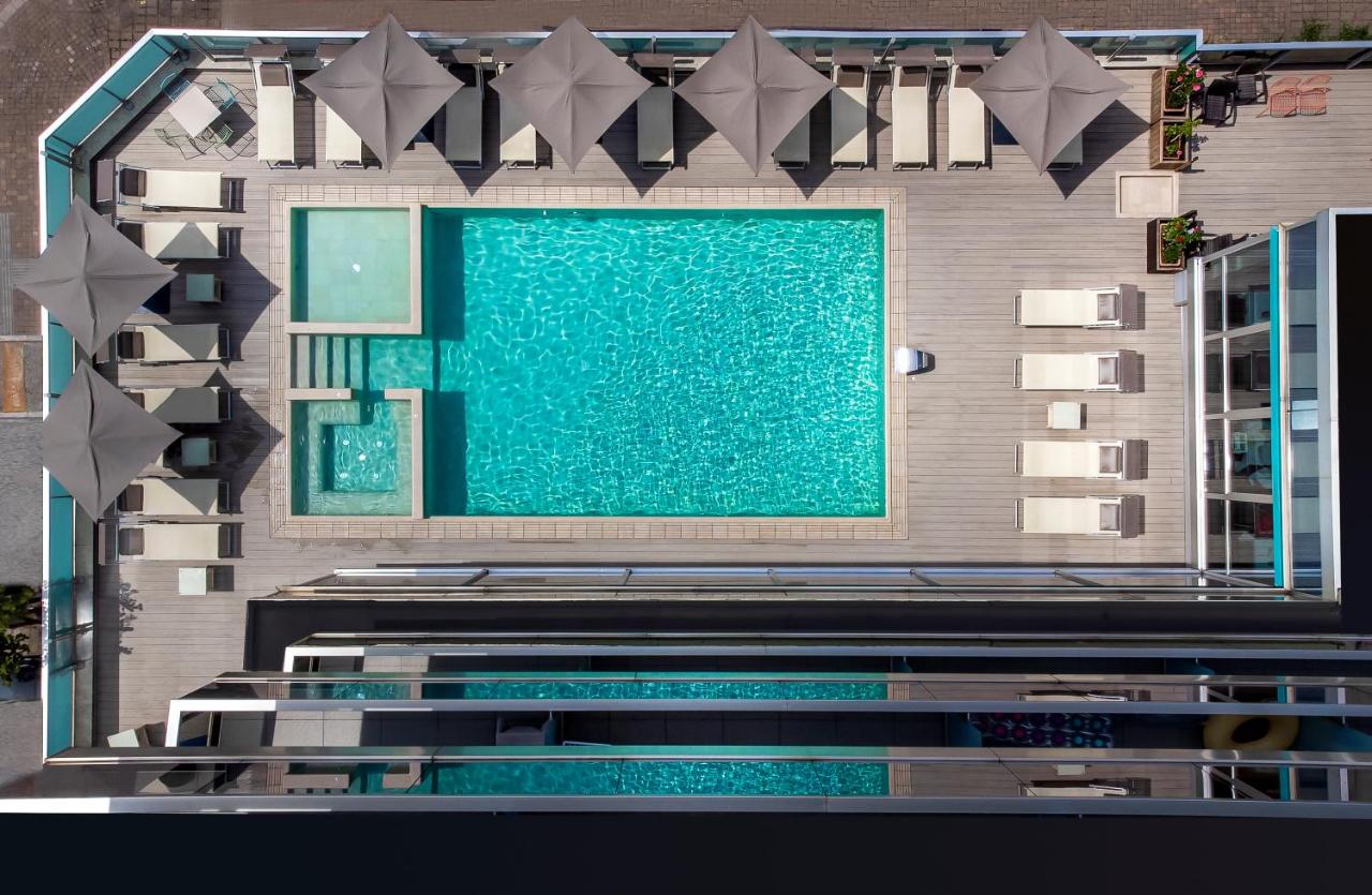Aqua Hotel - 2