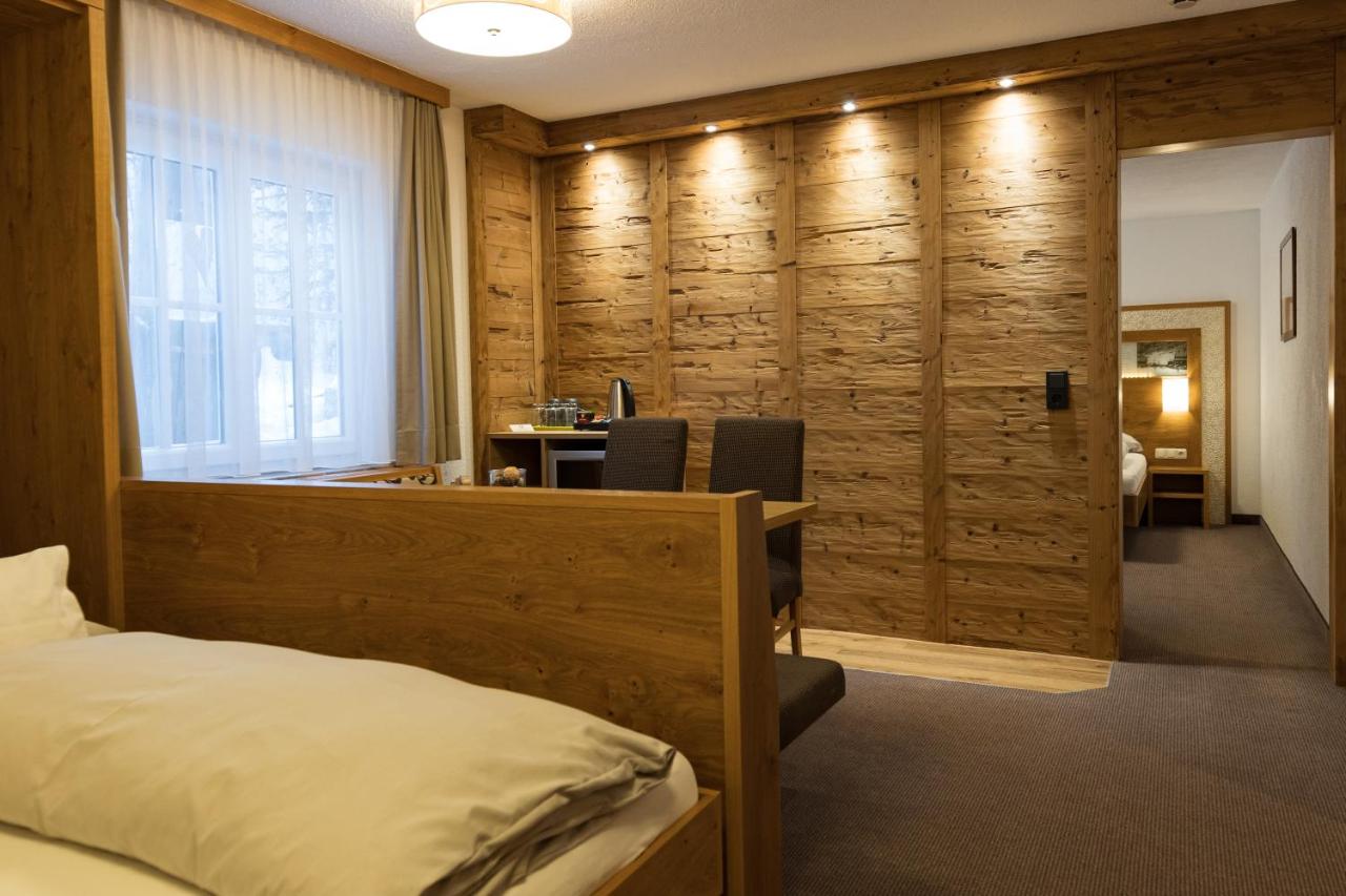 Arlen Lodge Hotel-Garni photo 4