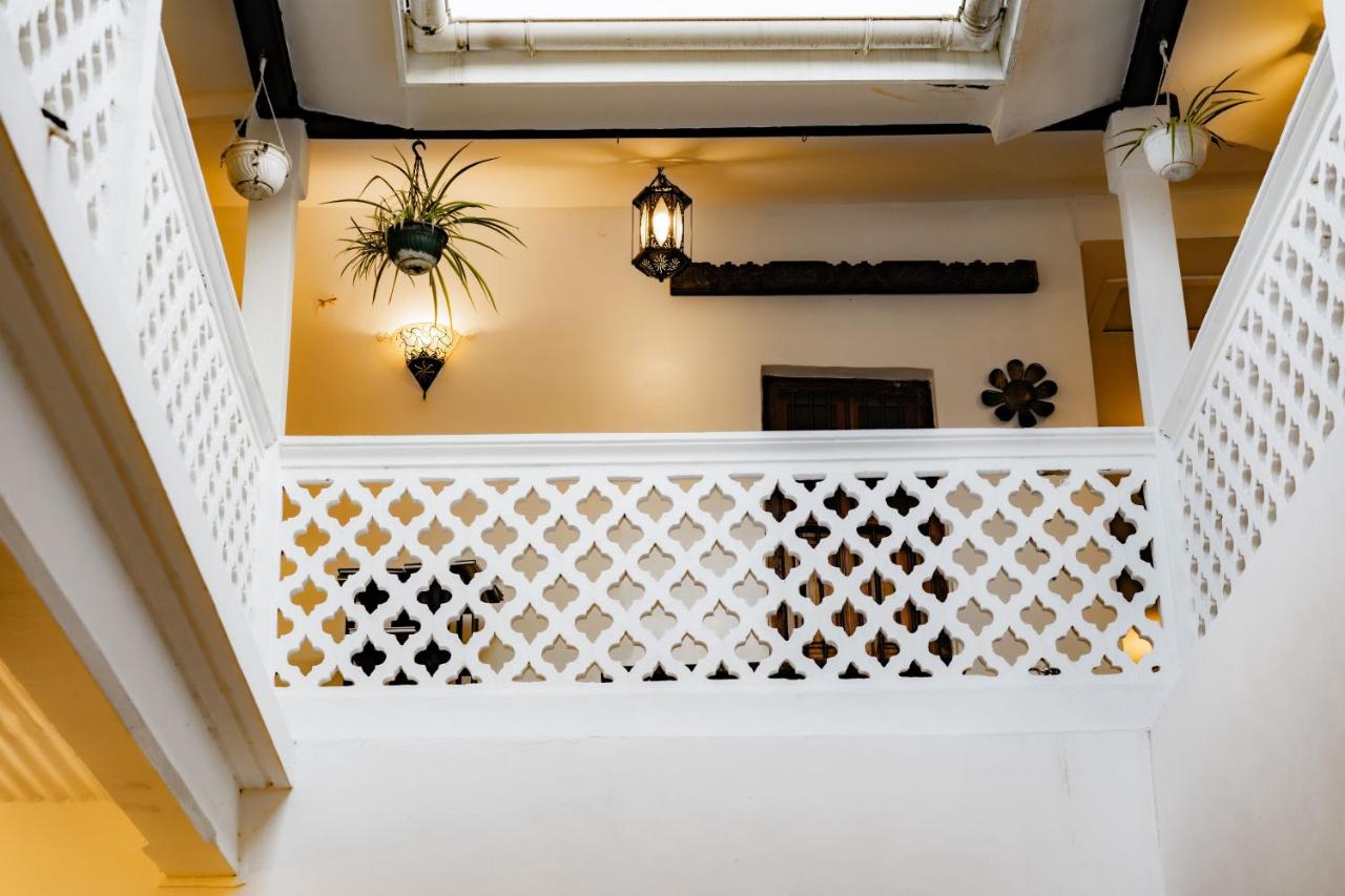 Emerald Palm Courtyard Hotel
