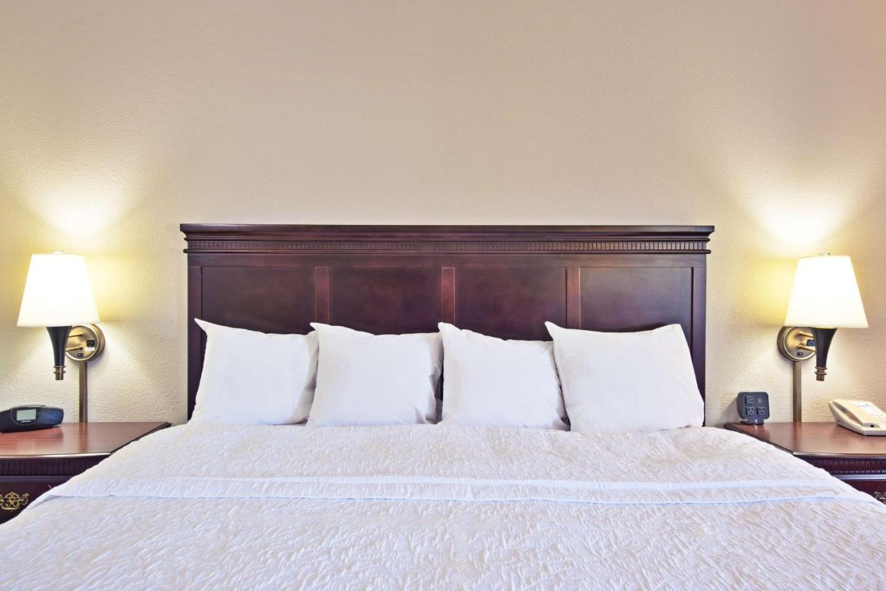 Hampton Inn Huntington/Barboursville photo 3