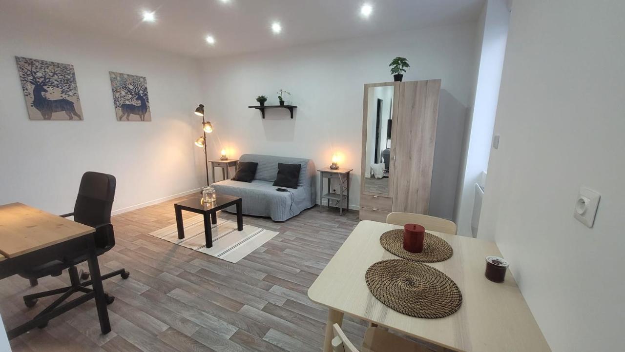 Logement Premium - Centre Le Creusot - Parking & Wi-Fi Fibre - 6