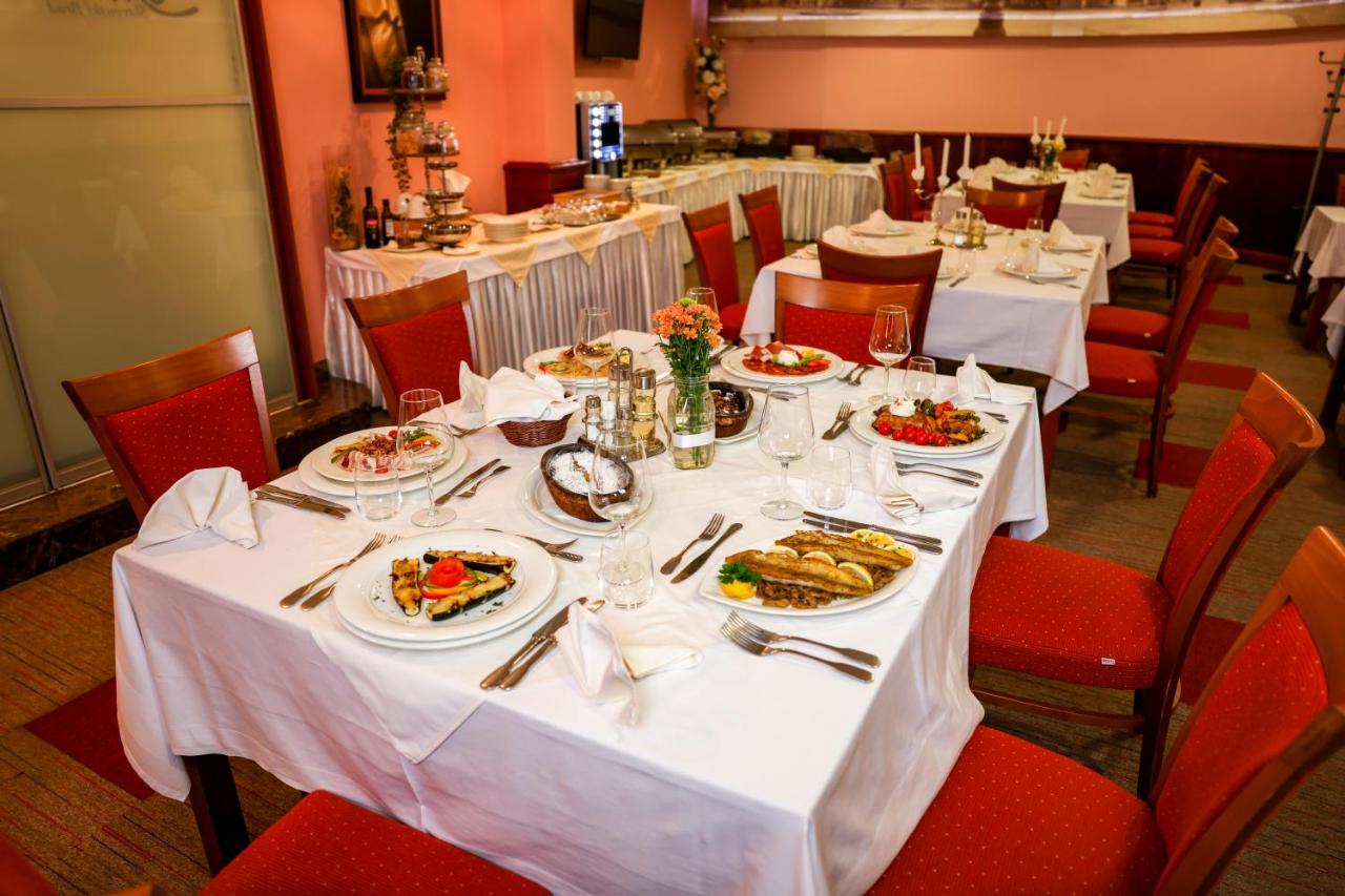Hotel Savus photo 4