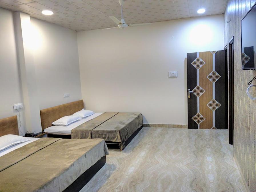 MYE Home stay near golden temple photo 2