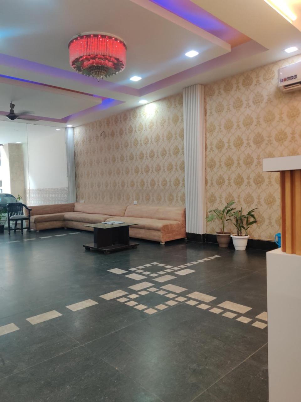 Hotel Delhi Airport Plaza IGI Airport , Free Airport Pickup photo 4