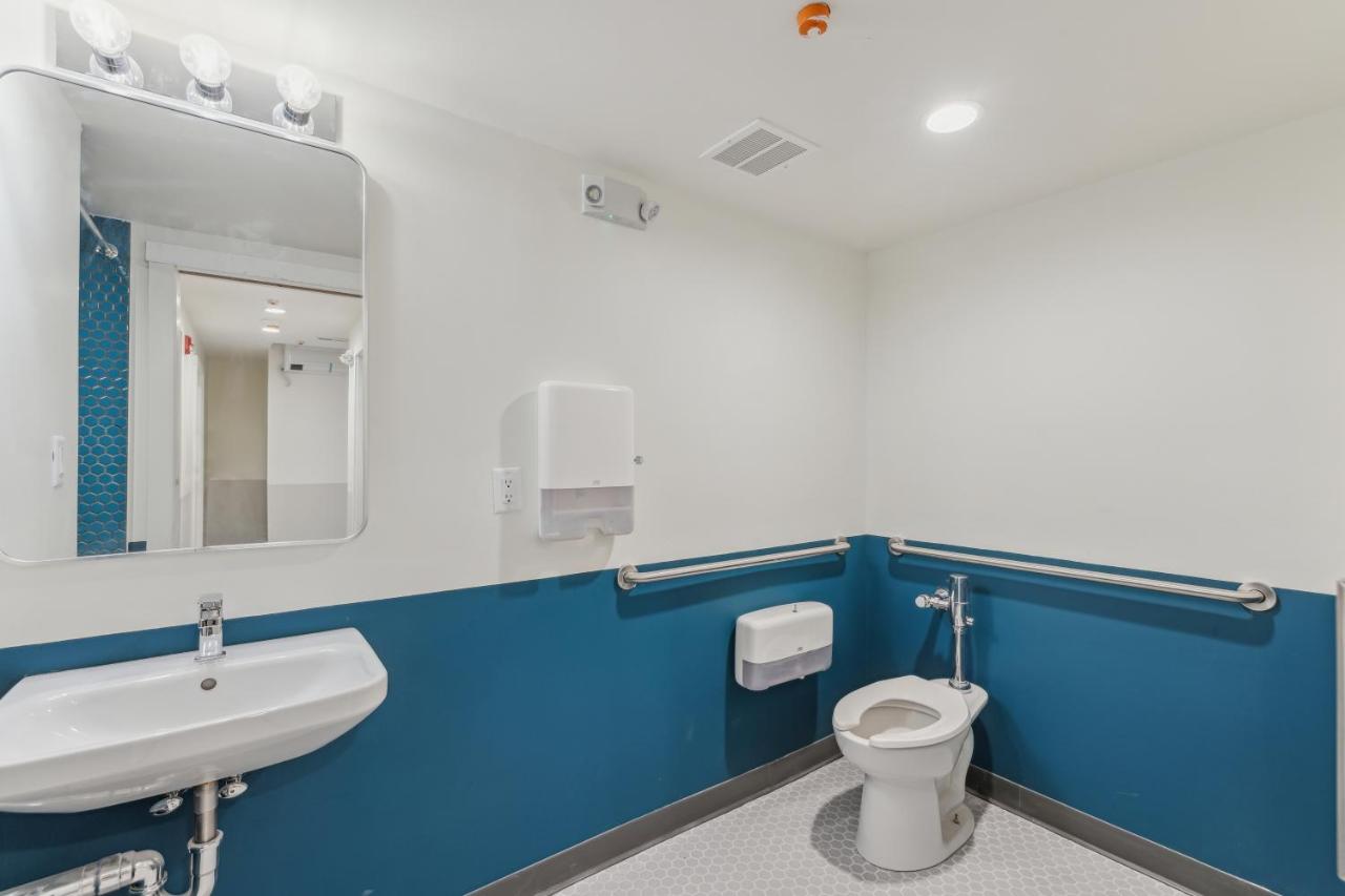 Meco Hotel photo 3