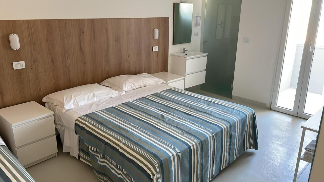 Hotel Rosa photo 2