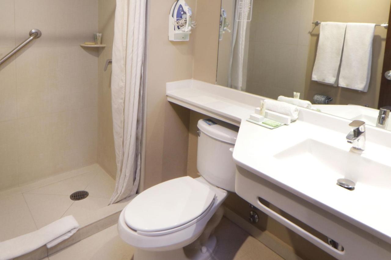 City Express Suites by Marriott Tijuana Rio photo 4