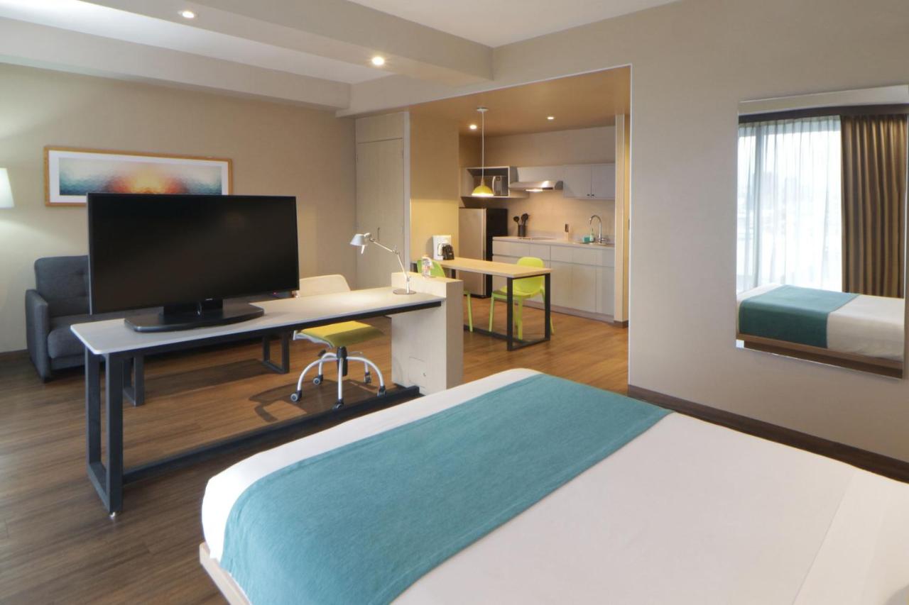 City Express Suites by Marriott Tijuana Rio photo 3