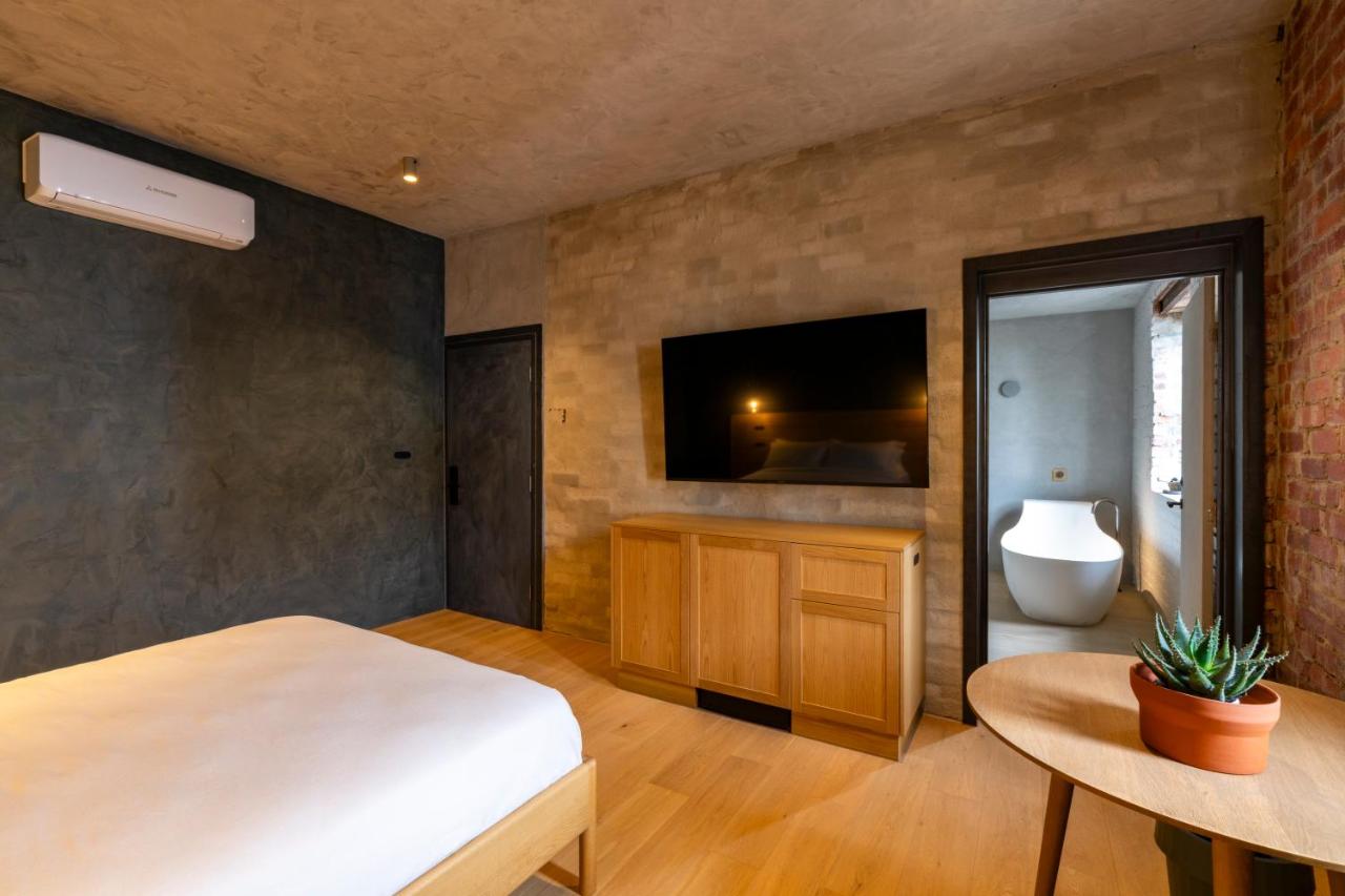 In The Brick Spa And Hotel photo 2