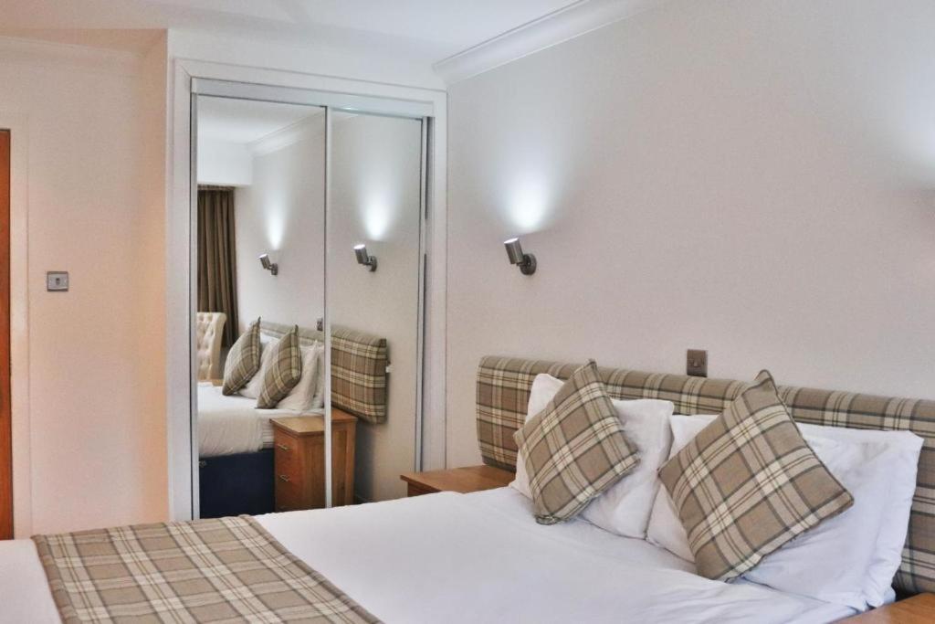 Loch Long Hotel photo 4