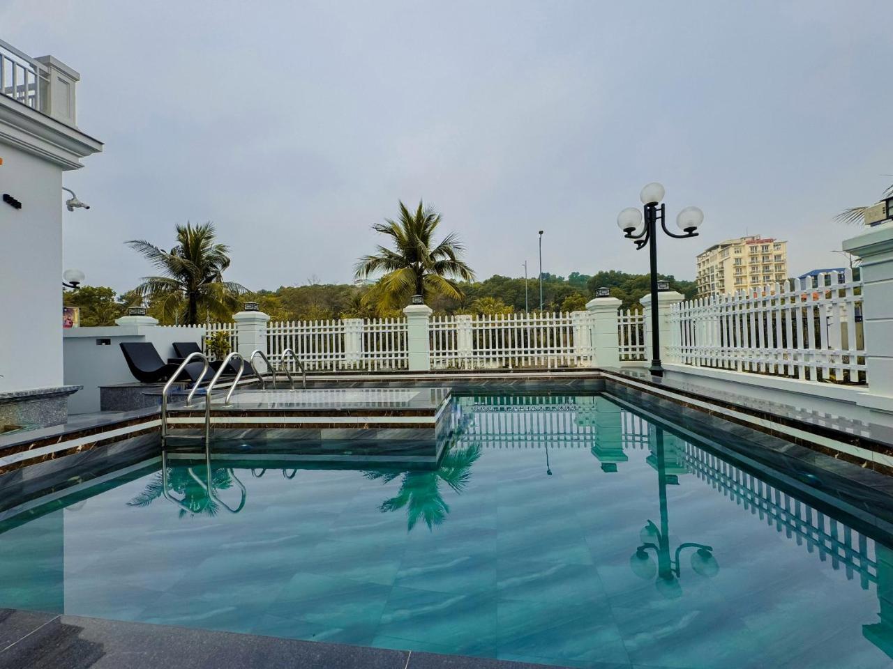Phượng Hoàng villa - bể bơi, phòng karaoke, sân Pickleball, xe địa hình, xe đạp đôi photo 2