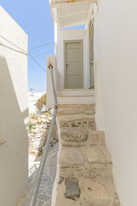 Smaragdi boutique Old town Naxos - 3