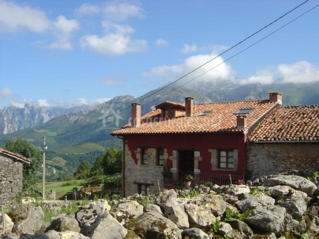 La Portiella del Llosu photo 2