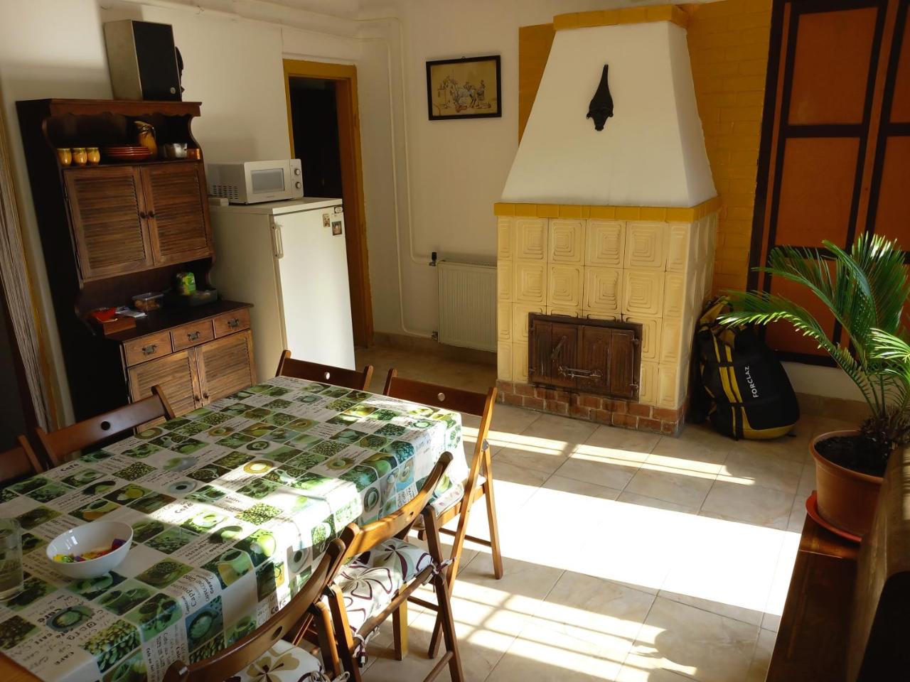 Kisfaludy Apartment House - 4