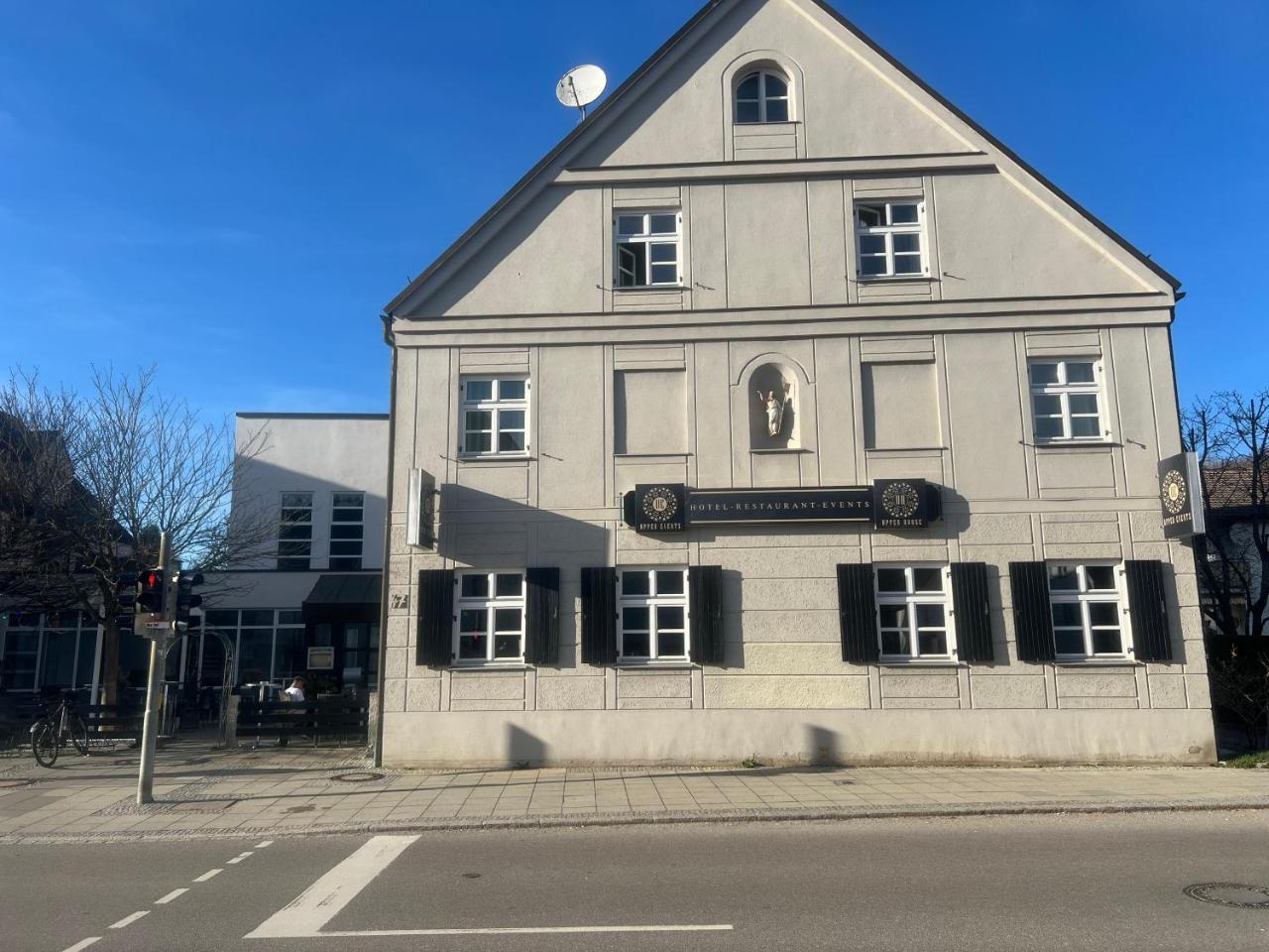 Upper-House Goldener Hirsch