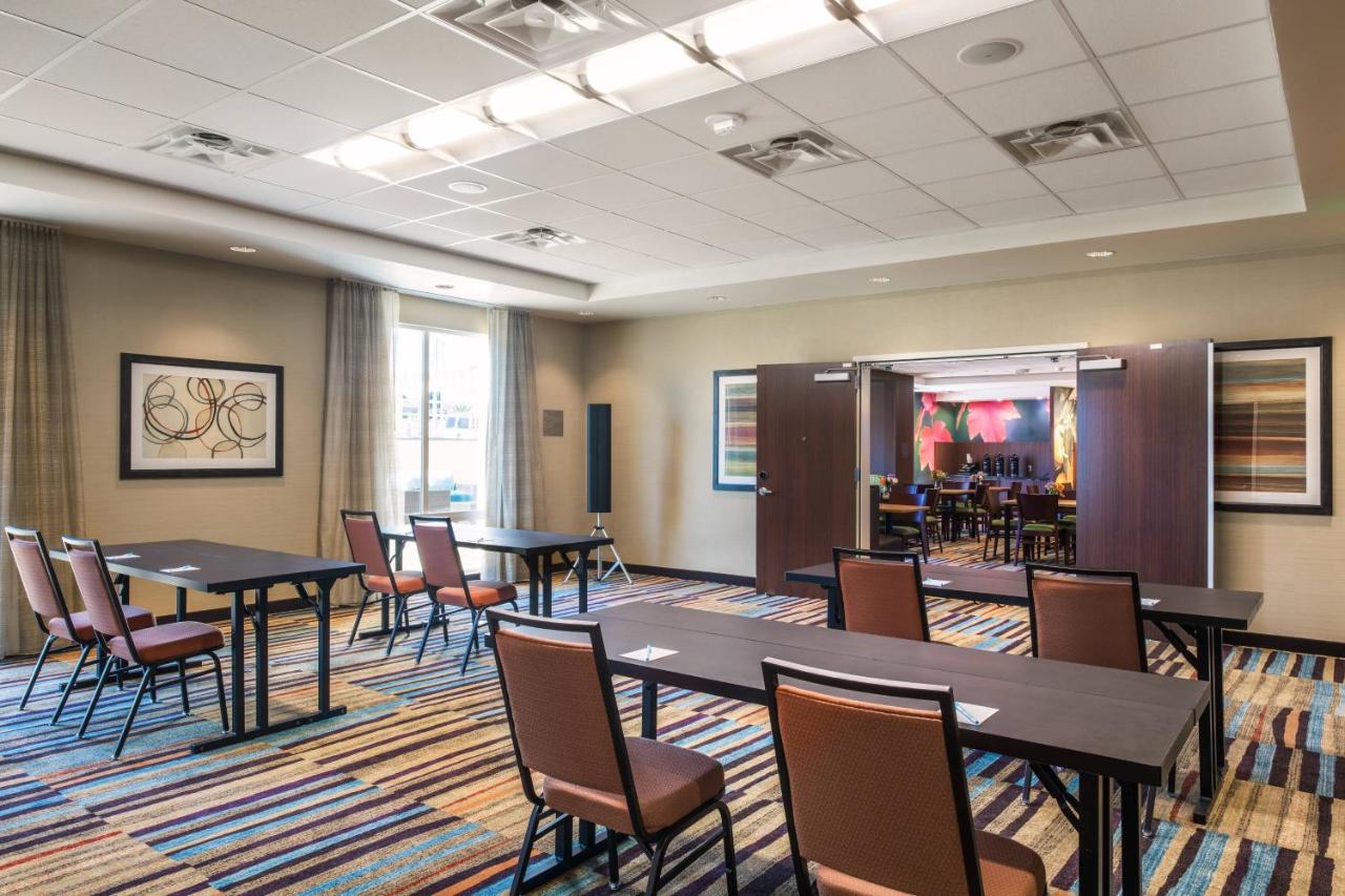 Fairfield Inn & Suites by Marriott San Diego North/San Marcos photo 2
